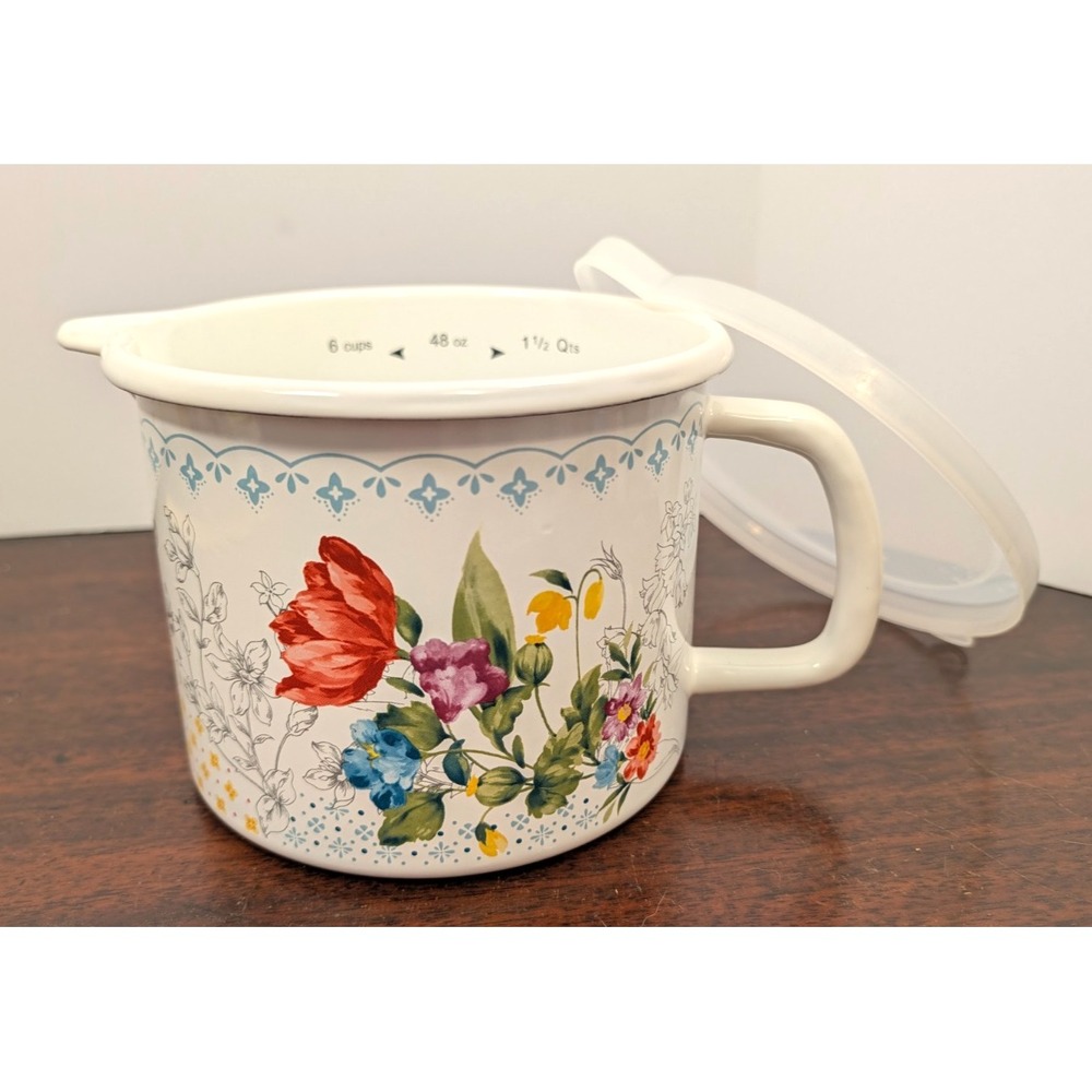 Pioneer Woman Blooming Bouquet Enamel Measuring Pitcher 6 Cup 4.75" Tall ~ W/Lid